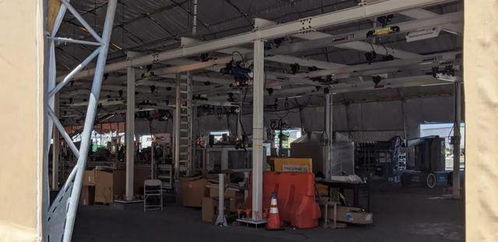 马斯克喜提造车神器 不足20万的特斯拉即将问世，采用创新纺织品遮篷设计